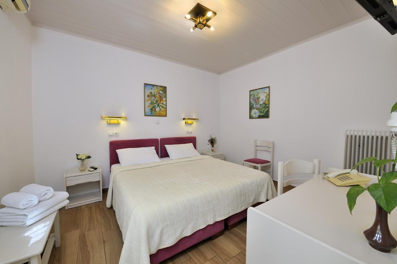 Dryades & Orion Hotel
