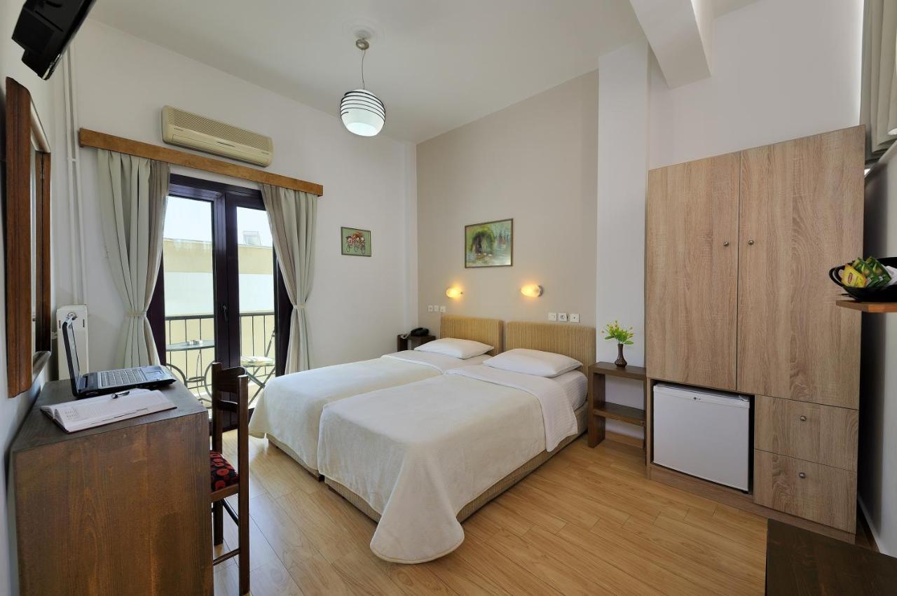 Dryades & Orion Hotel